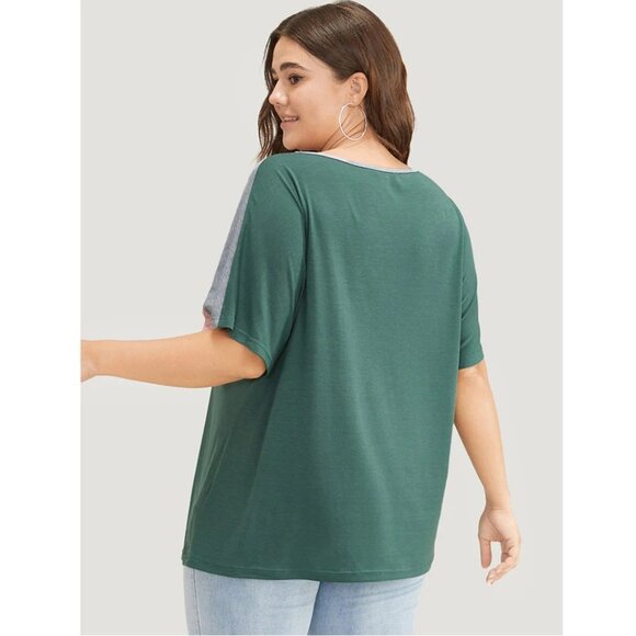 NWT BloomChic Emerald Colorblock Contrast Dolman Sleeve T-Shirt Size 10/M - Picture 4 of 5